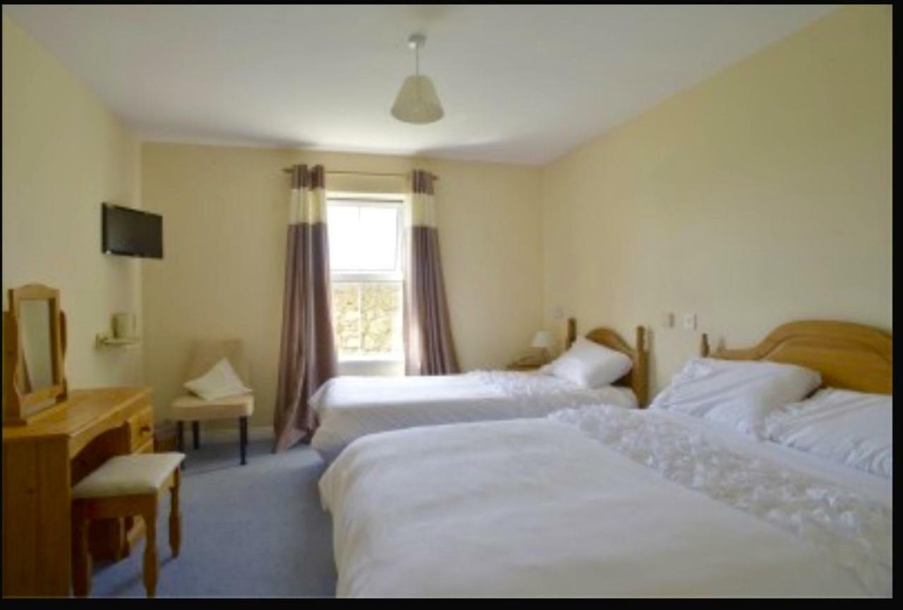 Tory Harbour View Hotel Tory Island ภายนอก รูปภาพ